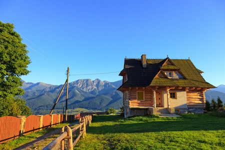 高原的小屋