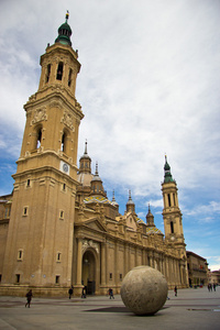 西班牙萨拉戈萨大教堂
