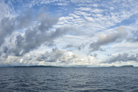 绿松石热带天堂海滩海洋海水晶水清除