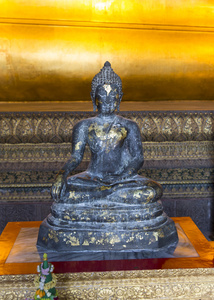 石头佛 indside 佛寺在曼谷
