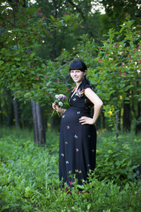 在自然怀孕的女人