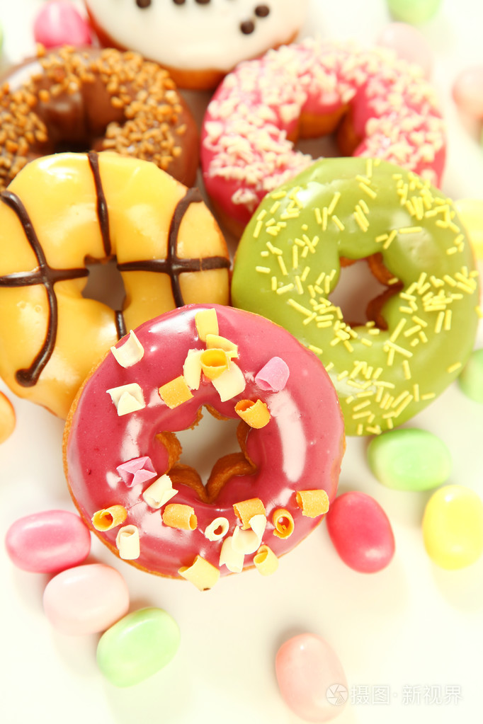 有光泽的甜甜圈