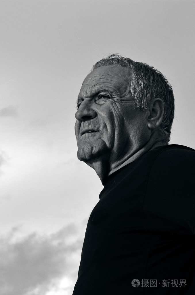 可用于营利性的商业,广告目的授权限制暂无图片作者lucidwaters新媒体