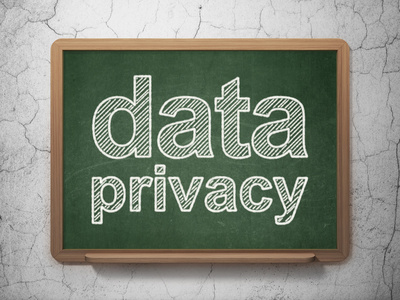 安全概念 数据隐私上黑板背景
