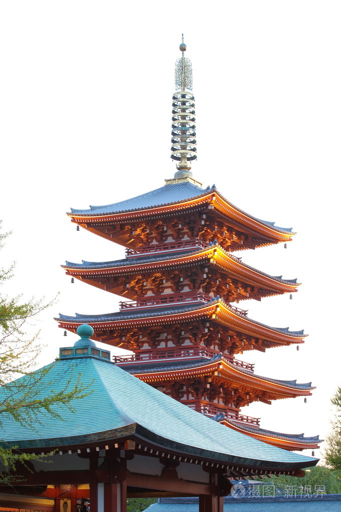 在黄昏时分的红色宝塔日本从最浅草寺的佛教寺庙东京浅草