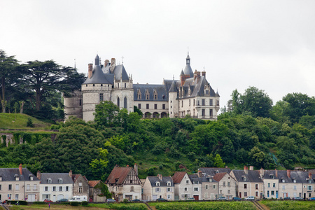 肖蒙卢瓦尔城堡。肖蒙城堡是卢瓦尔的最古老的城堡之一