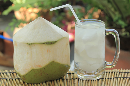 椰子果汁图片