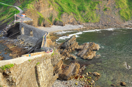 gaztelugatxe 桥。而这些。西班牙