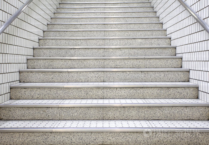 白色楼梯混凝土