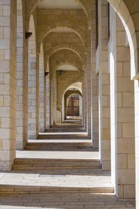 在耶路撒冷的柱廊