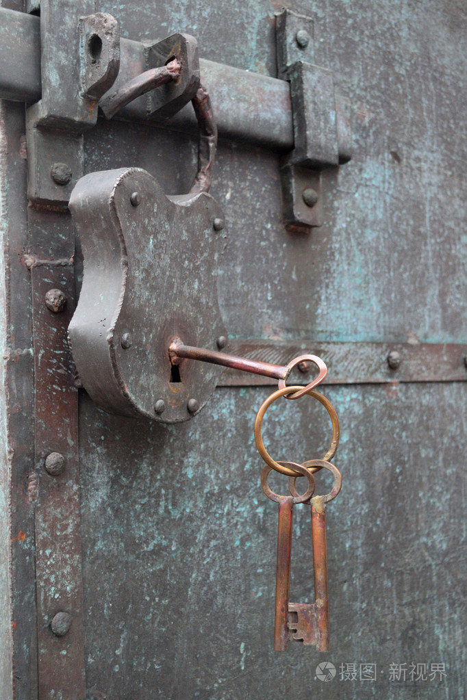 便秘的旧门插销和锁