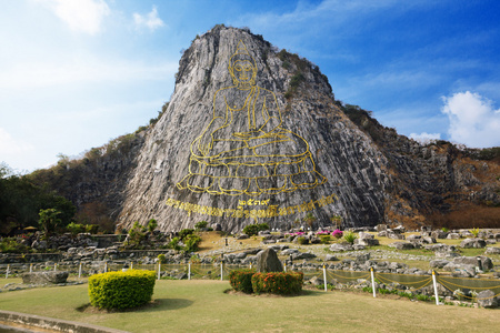 佛陀山考董建华陈