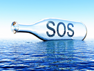 sos 在瓶子里