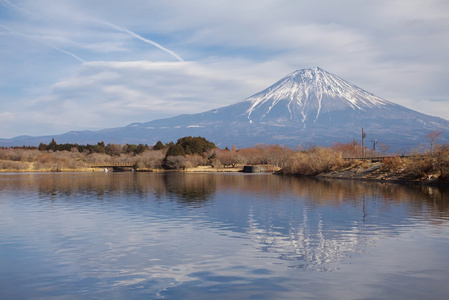 山富士在冬天