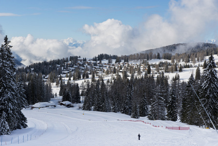 洛米蒂冬季景观