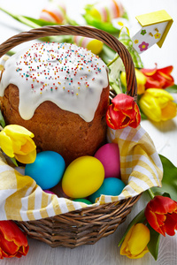 蛋糕和复活节彩蛋