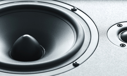 跳跃的低音图片