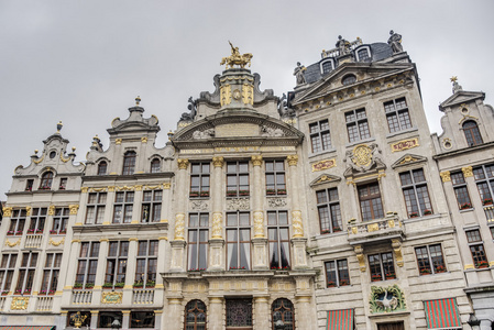 会馆在比利时布鲁塞尔的大广场上