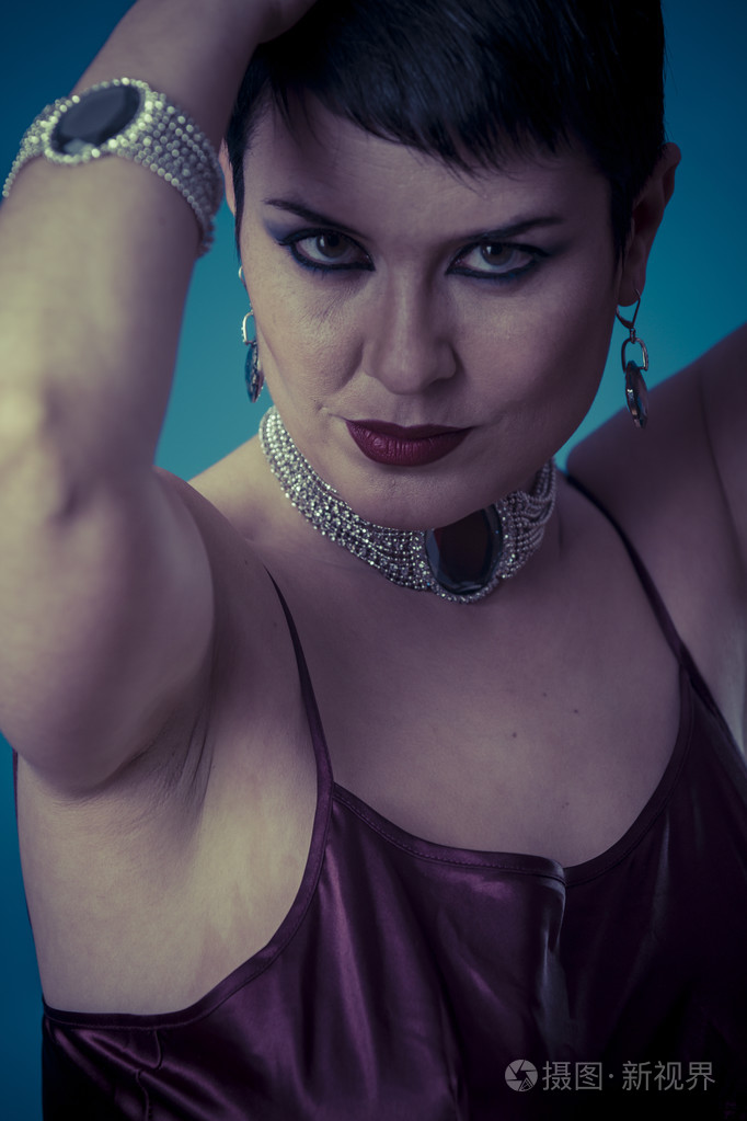 性感的黑妞的珍珠