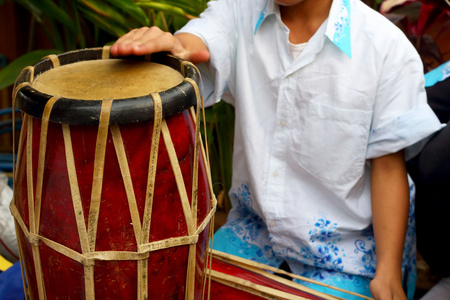 长鼓长鼓手男孩音乐泰国照片