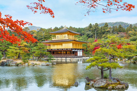 金阁寺在京都的金阁