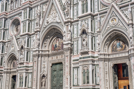 大教堂 di santa maria del fiore 在佛罗伦萨，意大利