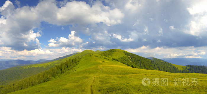 晴朗的天气里山风景照片 正版商用图片1f2e9p 摄图新视界