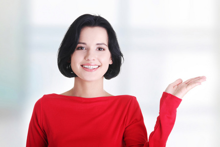 女人介绍她手掌上的副本空间