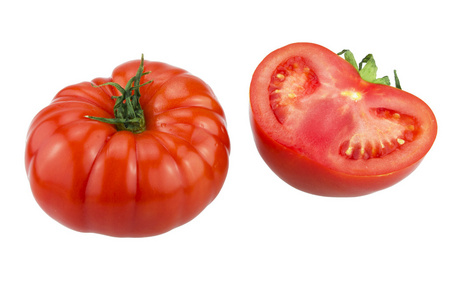 新鲜的大番茄。白色衬底上分离