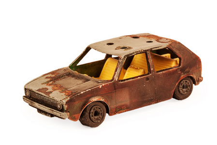 破碎棕色儿童玩具汽车模型图片