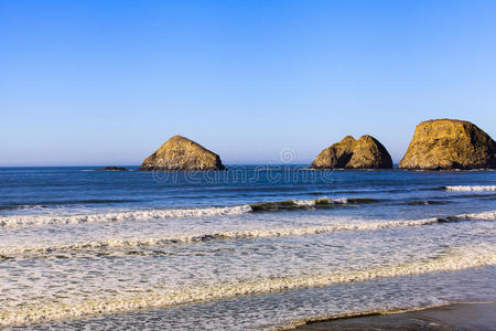 国家 海景 旅行者 涟漪 岩石 俄勒冈州 干草堆 风景 堆栈