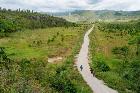 新几内亚山区公路