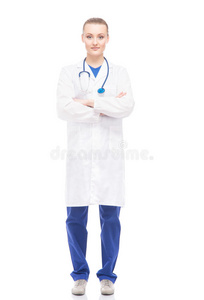 穿着白衣服摆姿势的年轻医务人员