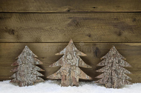 木制手工制作圣诞树天然贺年卡。