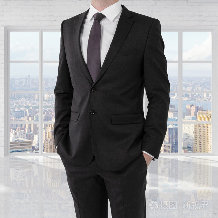 穿着西装的男人