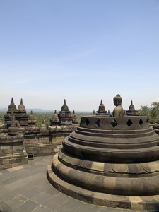 在印度尼西亚的婆罗浮屠佛塔