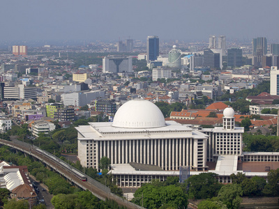 清真寺 istiqlal 的视图