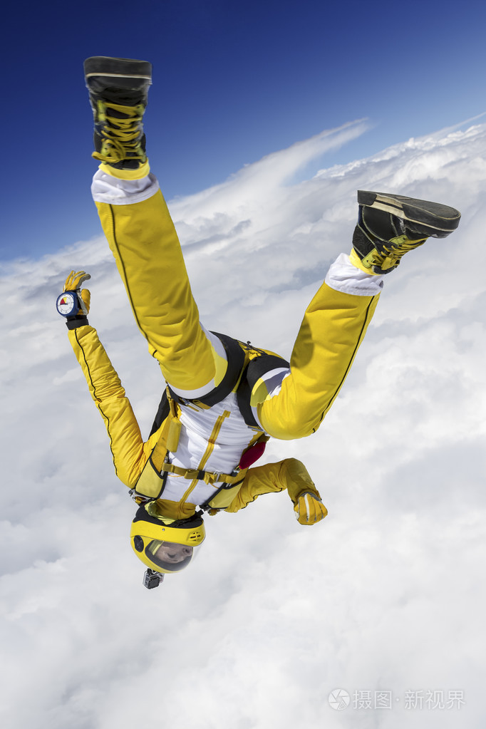 自由落体自由式