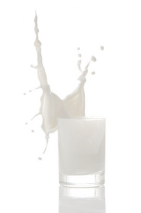 splasing 牛奶