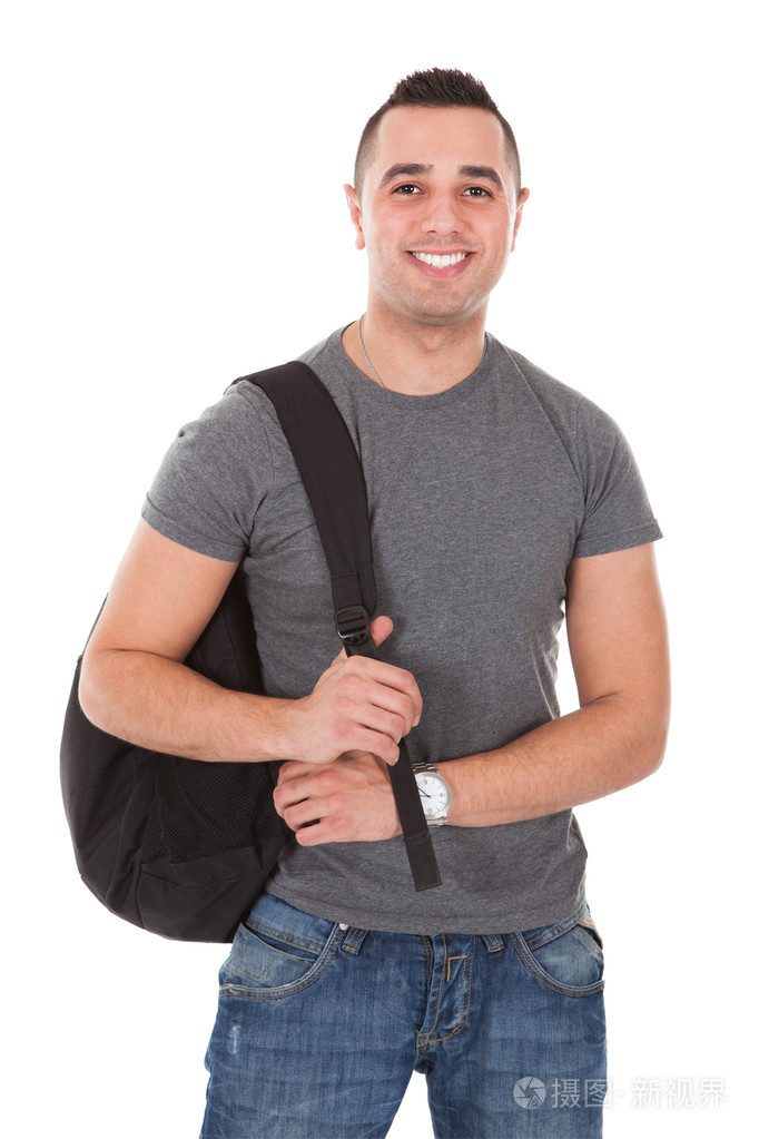 自信的男性学生背着背包