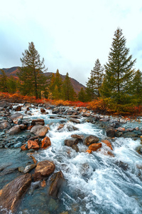 绿松石山河