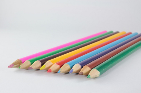 多颜色木头铅笔
