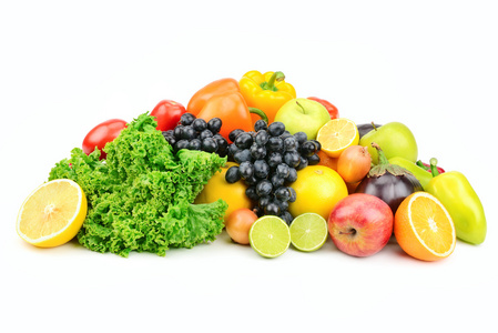 设置隔离白色衬底上的蔬菜和水果
