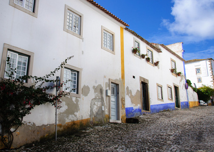 在葡萄牙的奥比都斯的中世纪城镇的传统建筑