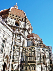 大教堂 di santa maria del fiore 在佛罗伦萨