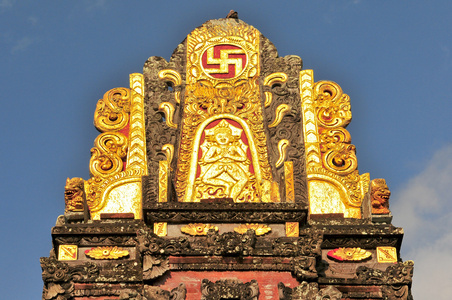 餐厅普拉萨拉斯瓦蒂寺在巴厘岛可爱村。印度尼西亚巴厘岛