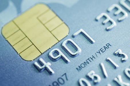 低关键宏射击与旧信用卡