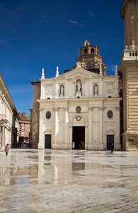 萨尔瓦多大教堂在西班牙萨拉戈萨