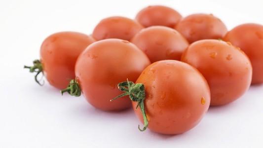 红熟的西红柿