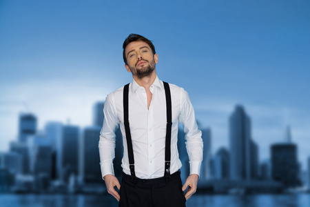 白衬衫蓝裙图片-白衬衫蓝裙素材-白衬衫蓝裙插画-摄图新视界